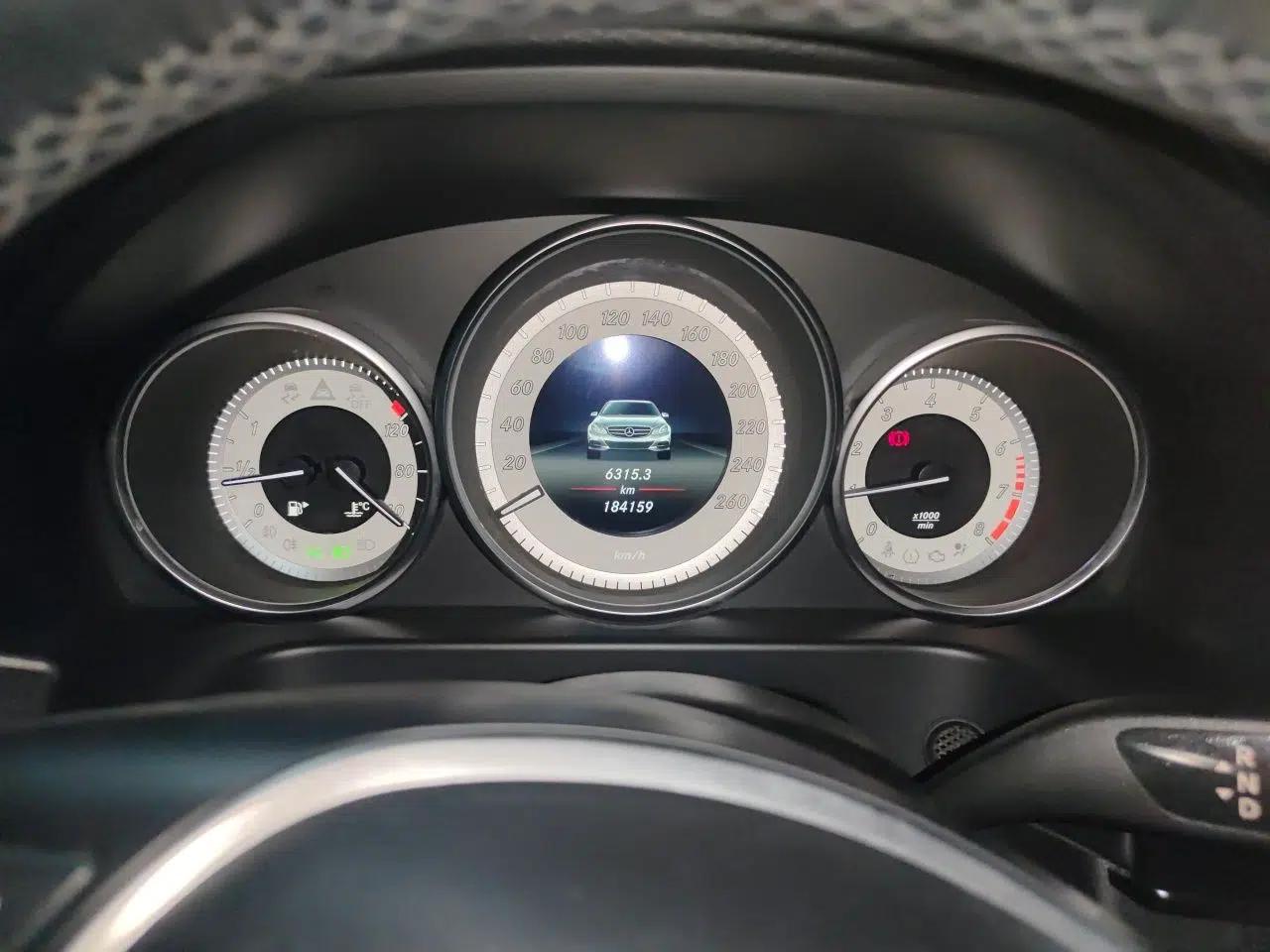 Mercedes-Benz E-Class 2015 E 260 L Sport Edition — миниатюра 11