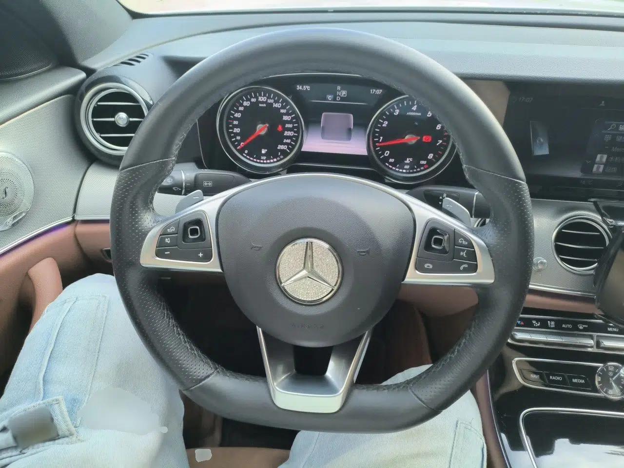 Mercedes-Benz E-Class 2017 Restyled E 300 Sport Edition — миниатюра 10
