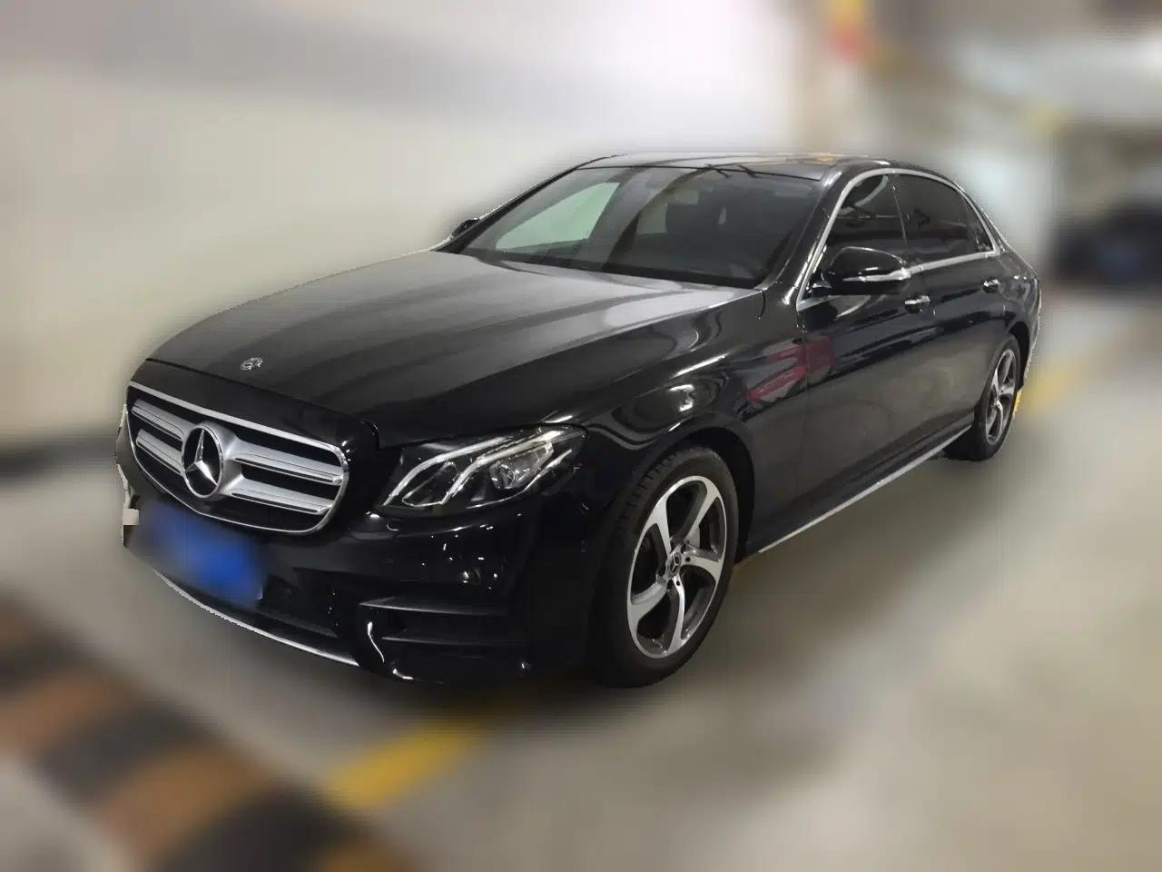 Mercedes-Benz E-Class 2018 E 300 L Sporty and Stylish Model — миниатюра 1