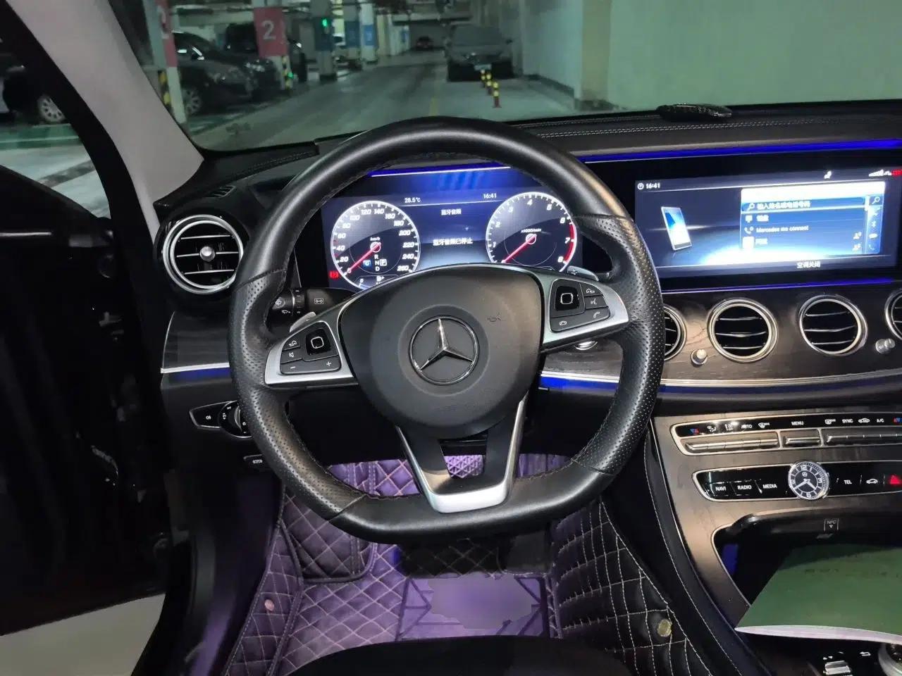 Mercedes-Benz E-Class 2018 E 300 L Sporty and Stylish Model — миниатюра 10