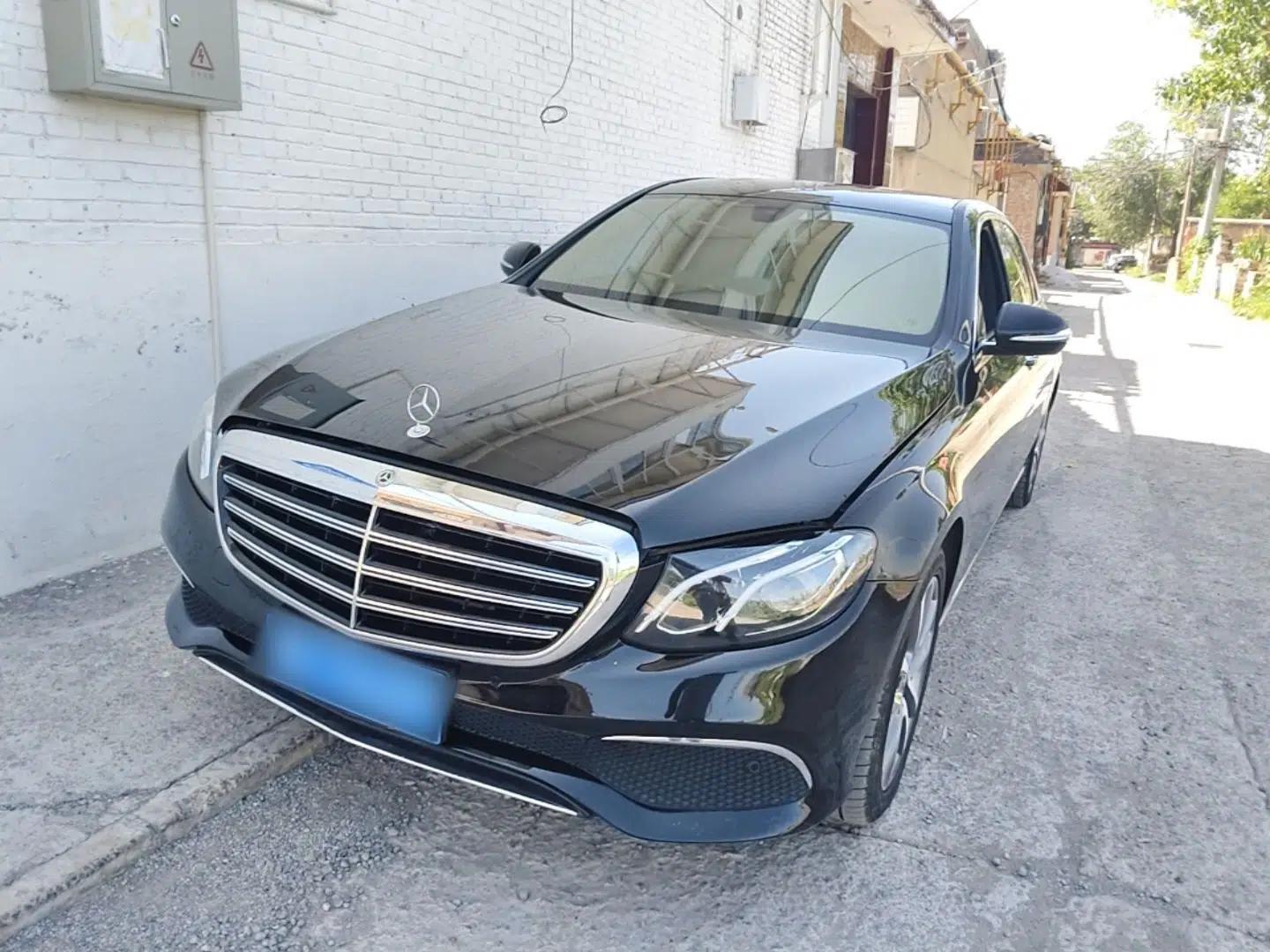 Mercedes-Benz E-Class 2018 Facelift E 200 L — миниатюра 1