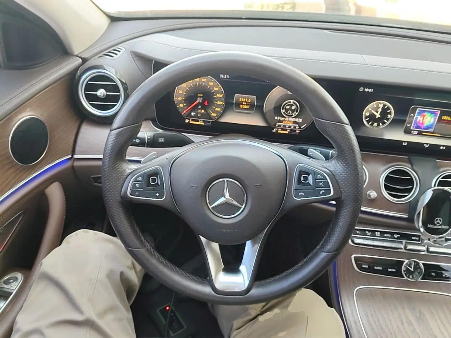 Mercedes-Benz E-Class 2018 Facelift E 200 L — миниатюра 13