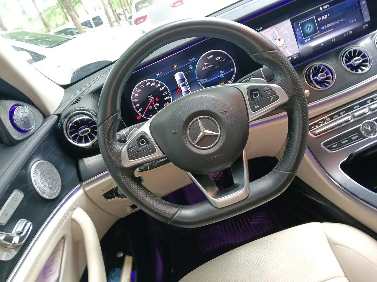 Mercedes-Benz E-Class 2017 E 300 L Sport Luxury Edition — миниатюра 7