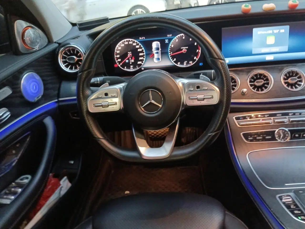 Mercedes-Benz E-Class 2019 E 300 L Sporty and Stylish Model — миниатюра 10