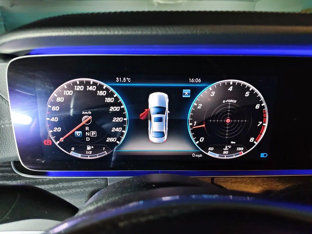Mercedes-Benz E-Class 2018 Restyled E 300 L Sporty and Stylish Edition — миниатюра 11