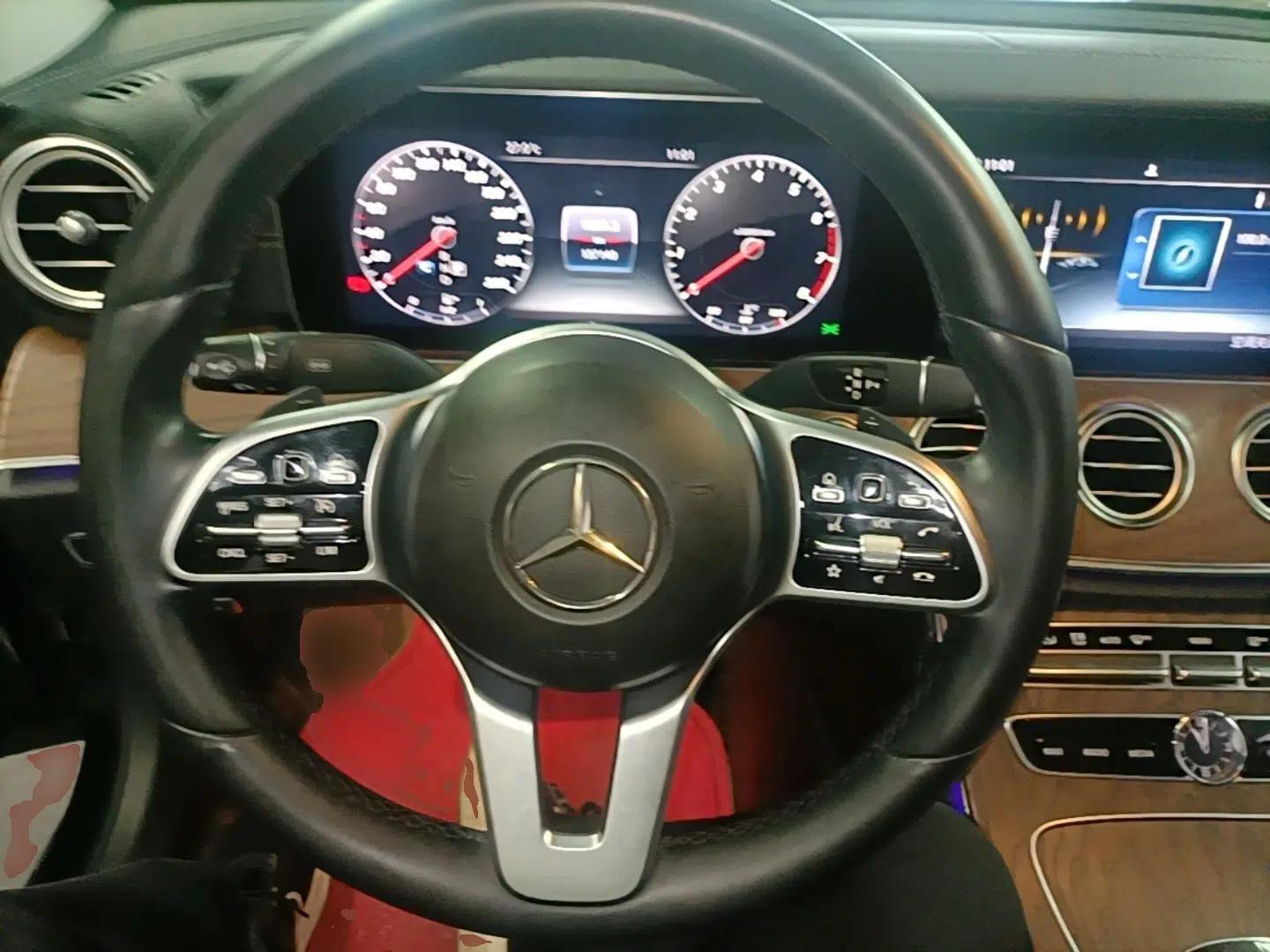 Mercedes-Benz E-Class 2019 Facelifted E 300 L Stylish Version — миниатюра 13