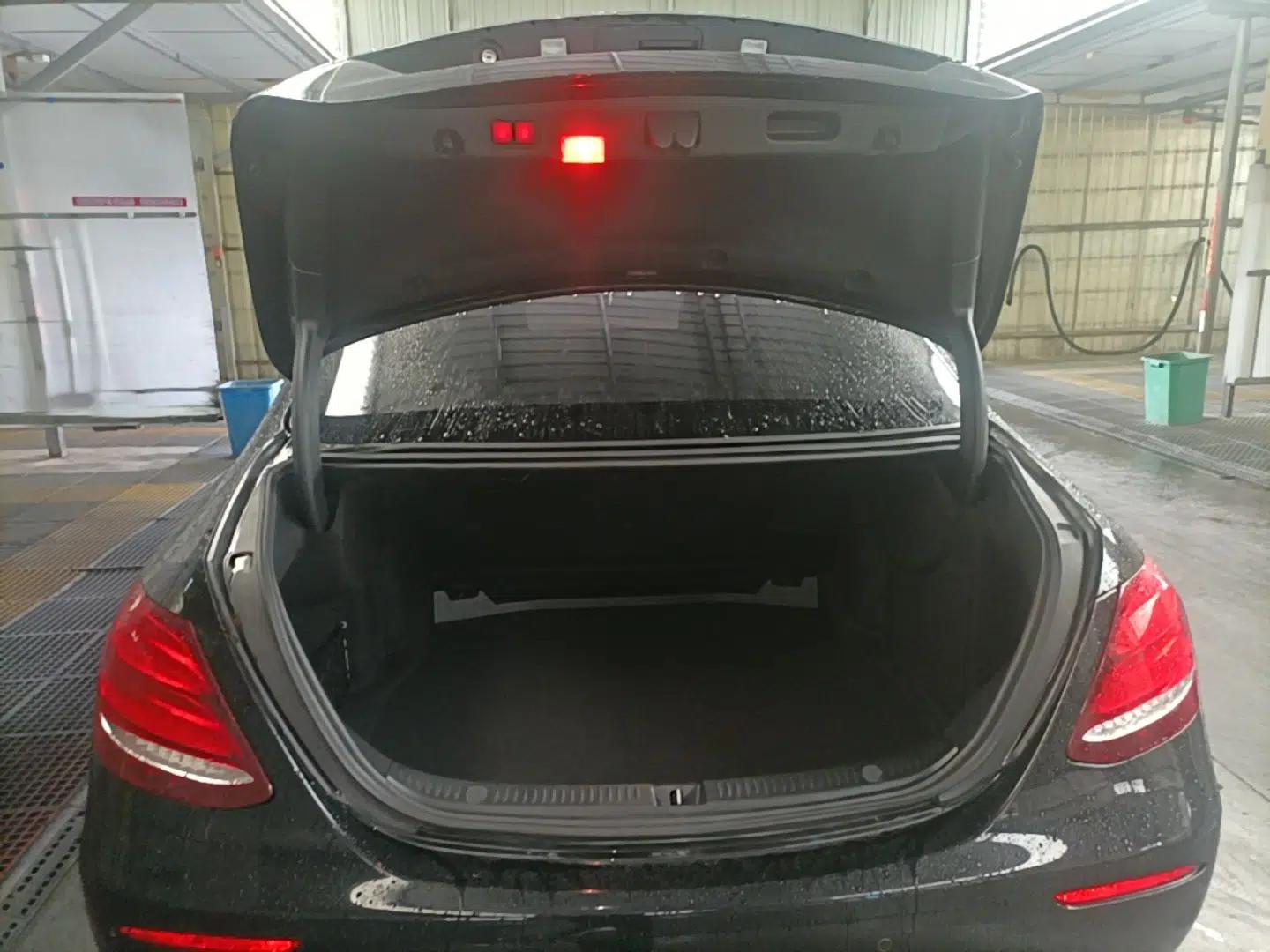 Mercedes-Benz E-Class 2019 Facelifted E 300 L Stylish Version — миниатюра 22