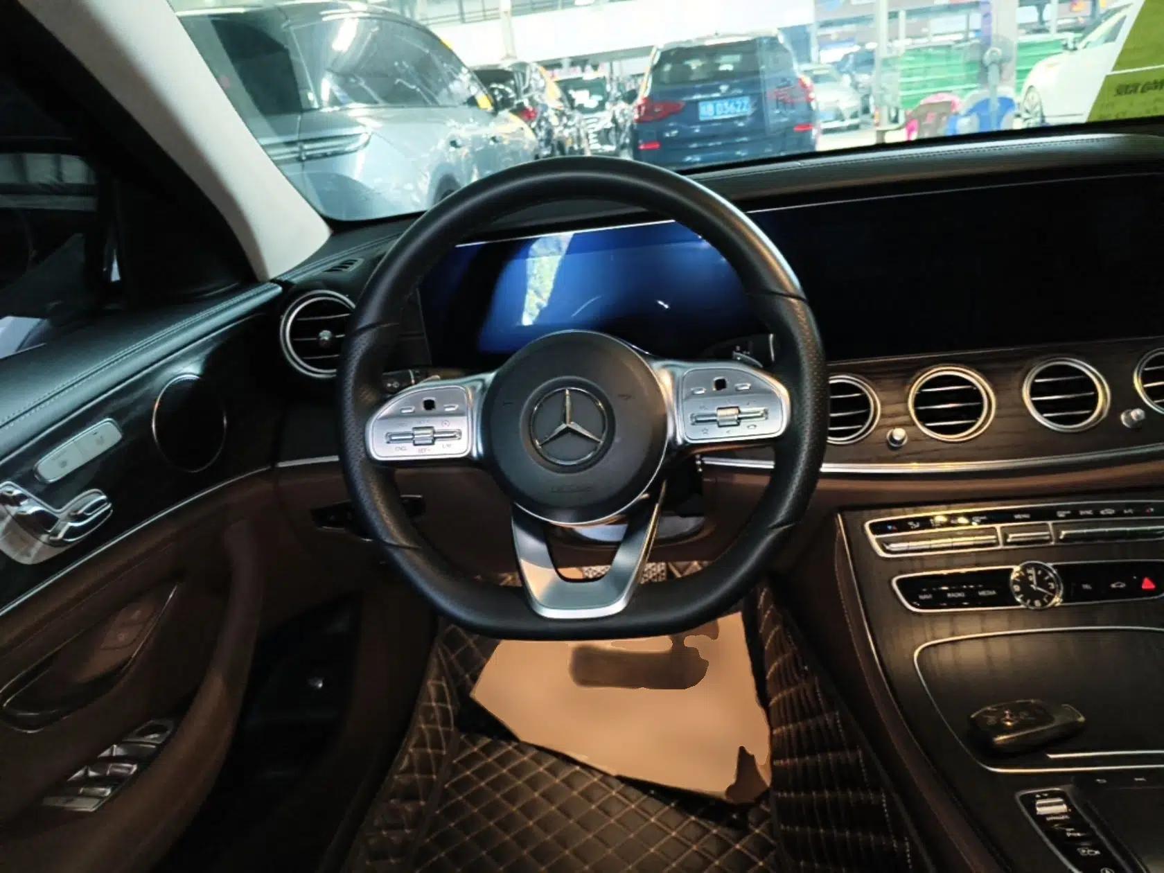 Mercedes-Benz E-Class 2019 Restyled E 300 L Sporty and Stylish Edition — миниатюра 13