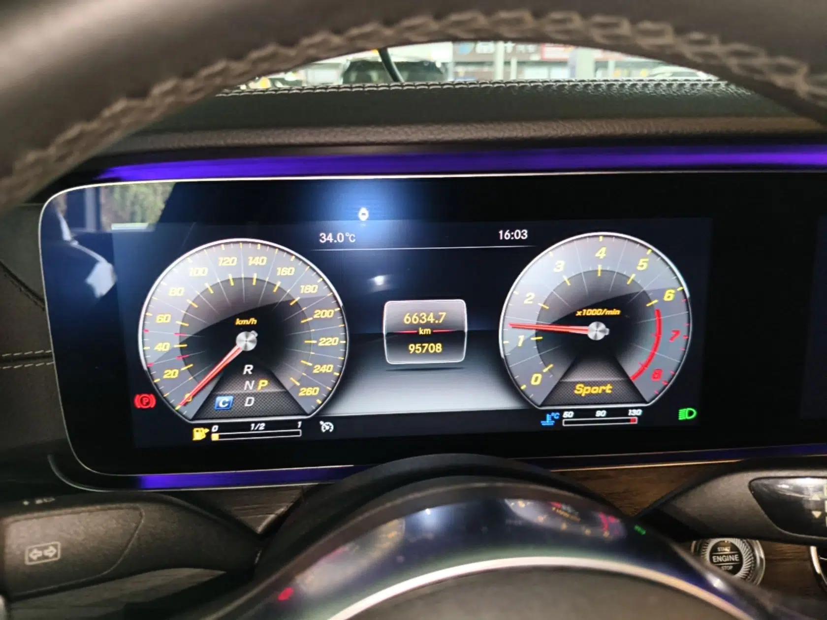 Mercedes-Benz E-Class 2019 Restyled E 300 L Sporty and Stylish Edition — миниатюра 14