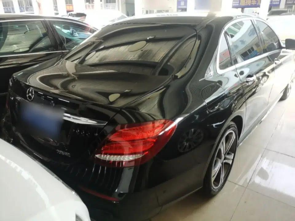 Mercedes-Benz E-Class 2019 E 200 L Sport Edition — миниатюра 6