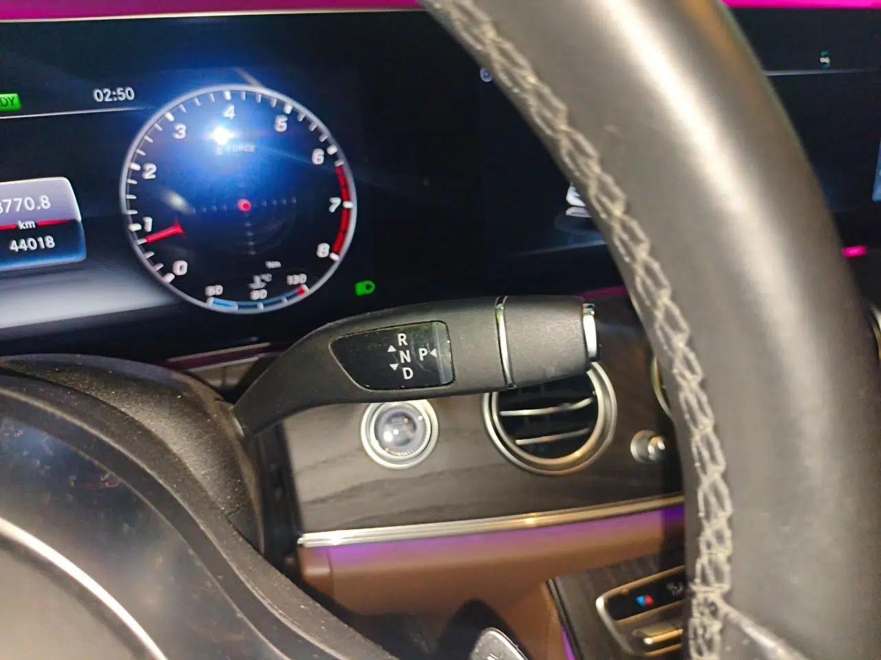 Mercedes-Benz E-Class 2020 Facelift E 260 L Sport Edition — миниатюра 14