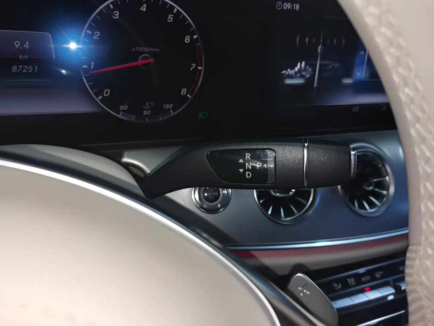 Mercedes-Benz E-Class 2017 E 200 Coupe — миниатюра 16