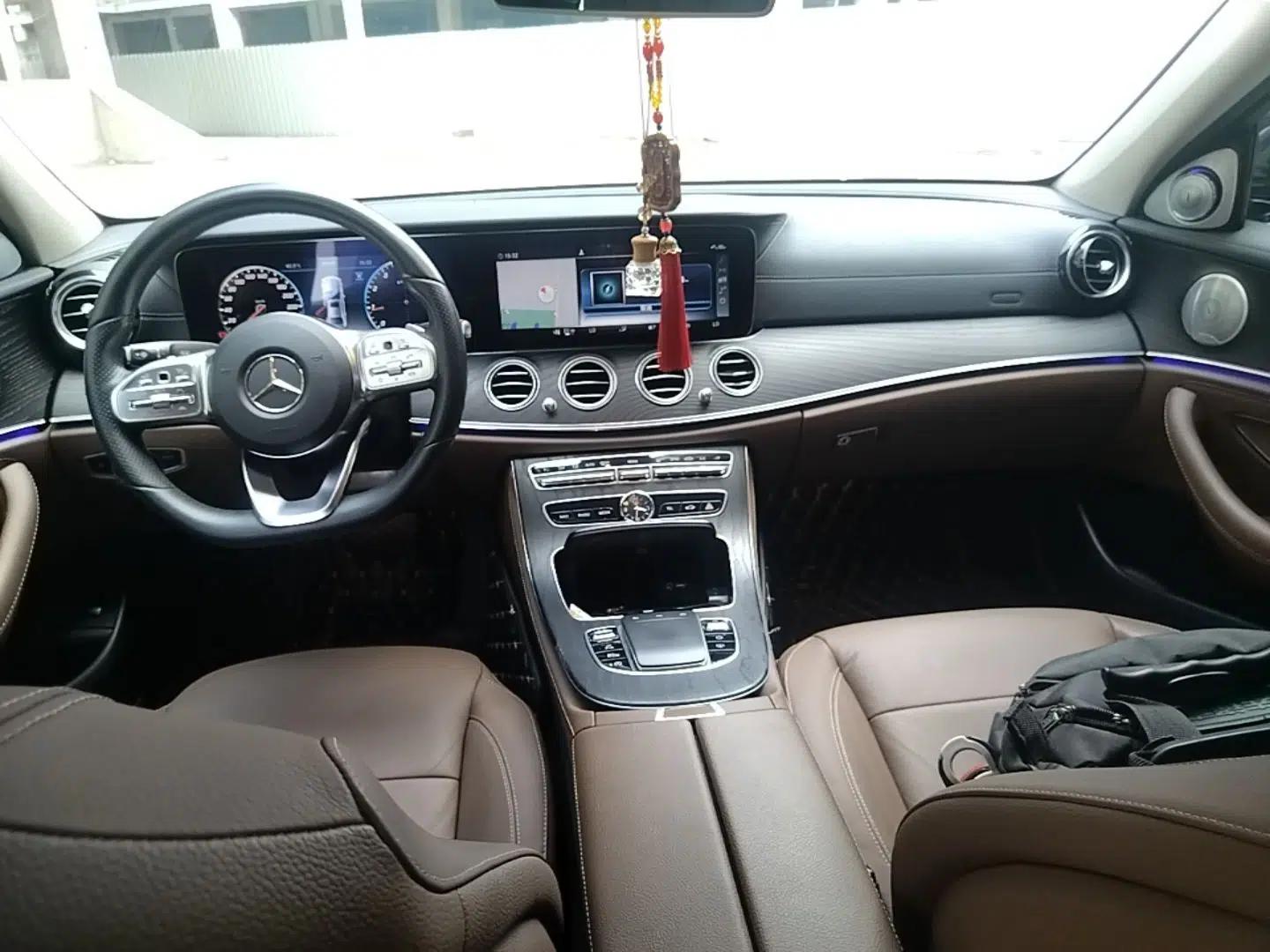 Mercedes-Benz E-Class 2019 E 350 L Sport 4MATIC — миниатюра 17