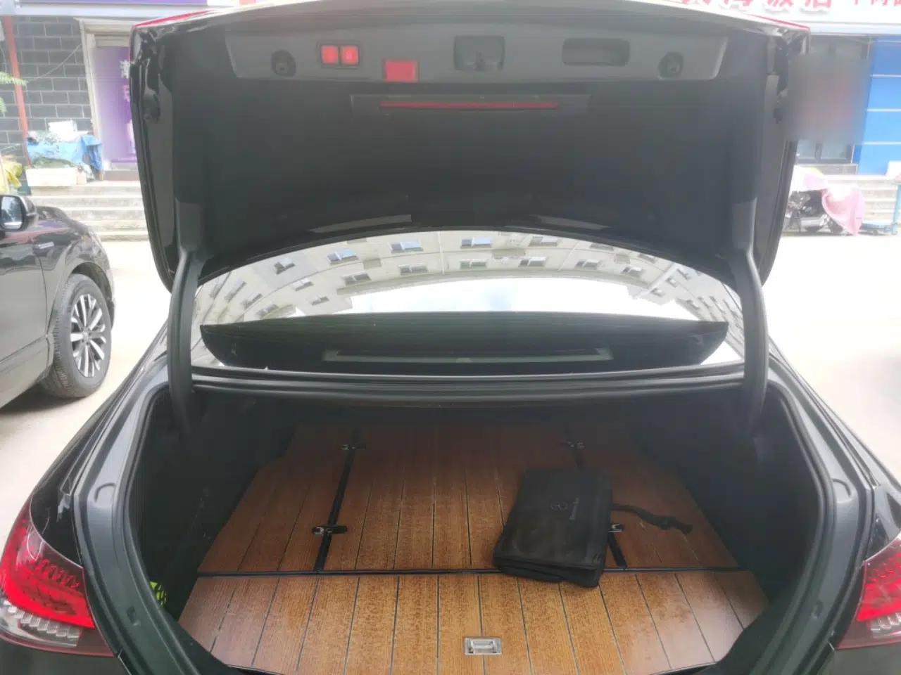 Mercedes-Benz E-Class New Energy 2021 E 350 e L Plug-in Hybrid Sedan — миниатюра 19