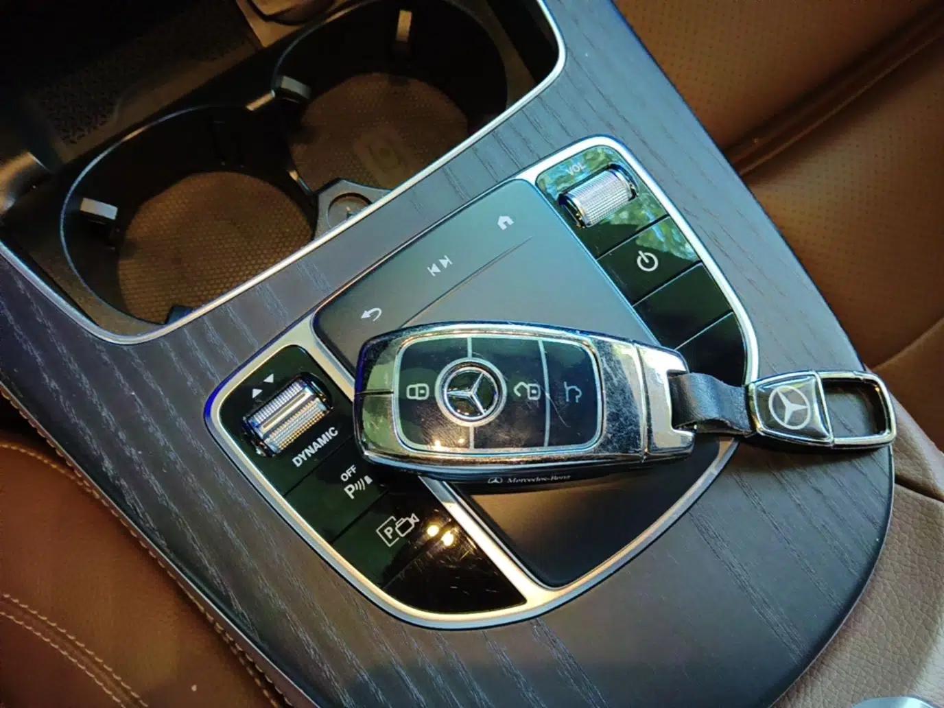 Mercedes-Benz E-Class New Energy 2022 Second Facelift E 350 e L Plug-in Hybrid Sports Sedan — миниатюра 28