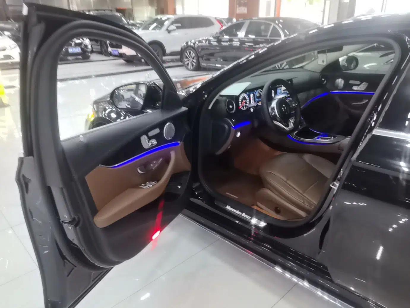 Mercedes-Benz E-Class 2020 Restyled E 300 L Sport Exclusive Edition — миниатюра 23