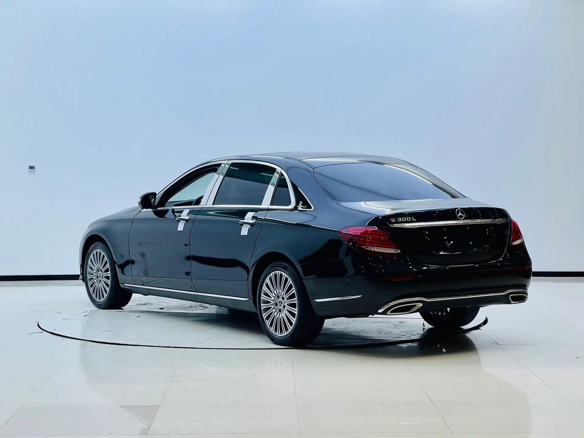 Mercedes-Benz E-Class 2020 Facelift E 300 L Stylish Edition — миниатюра 4