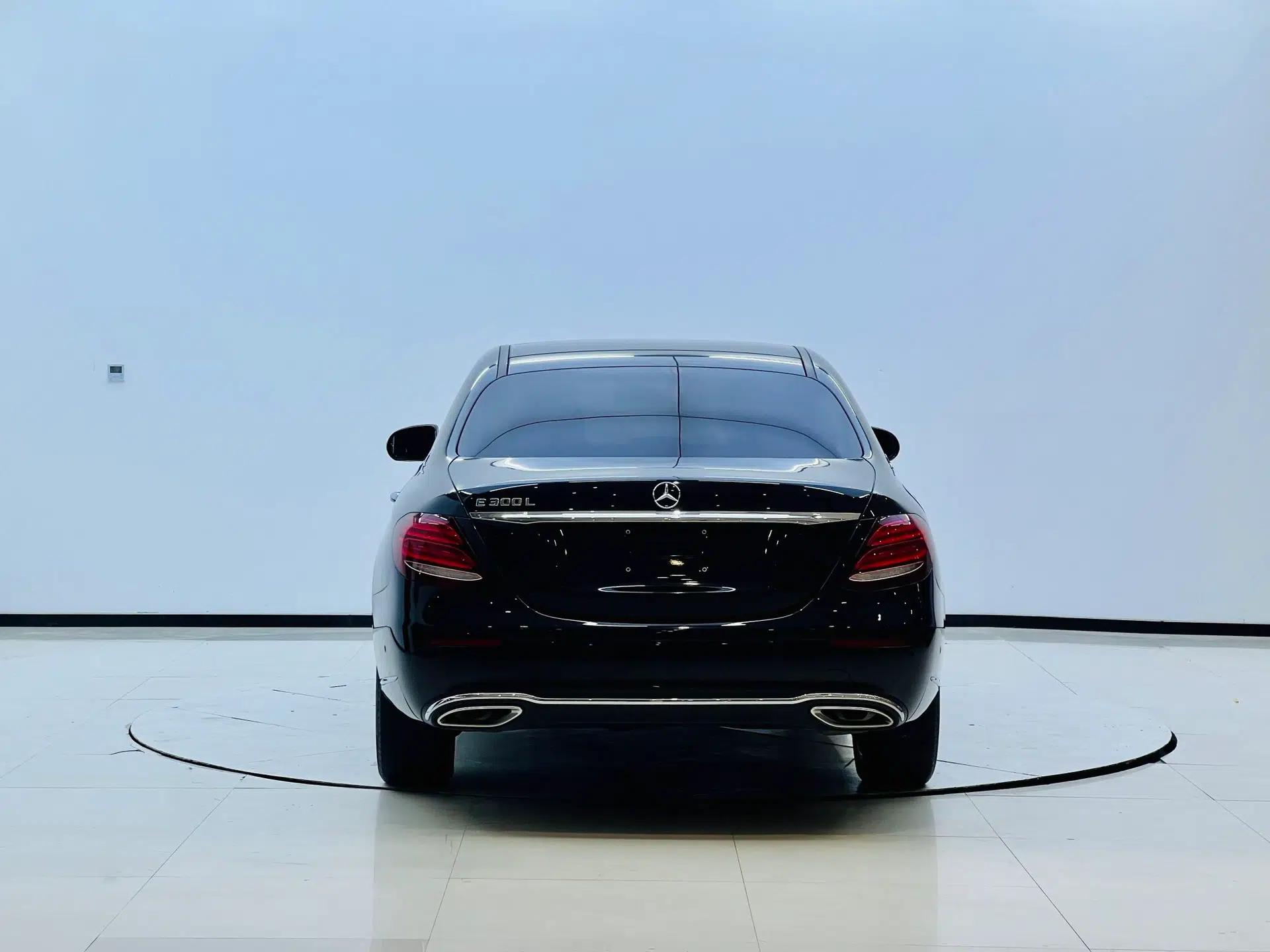 Mercedes-Benz E-Class 2020 Facelift E 300 L Stylish Edition — миниатюра 5