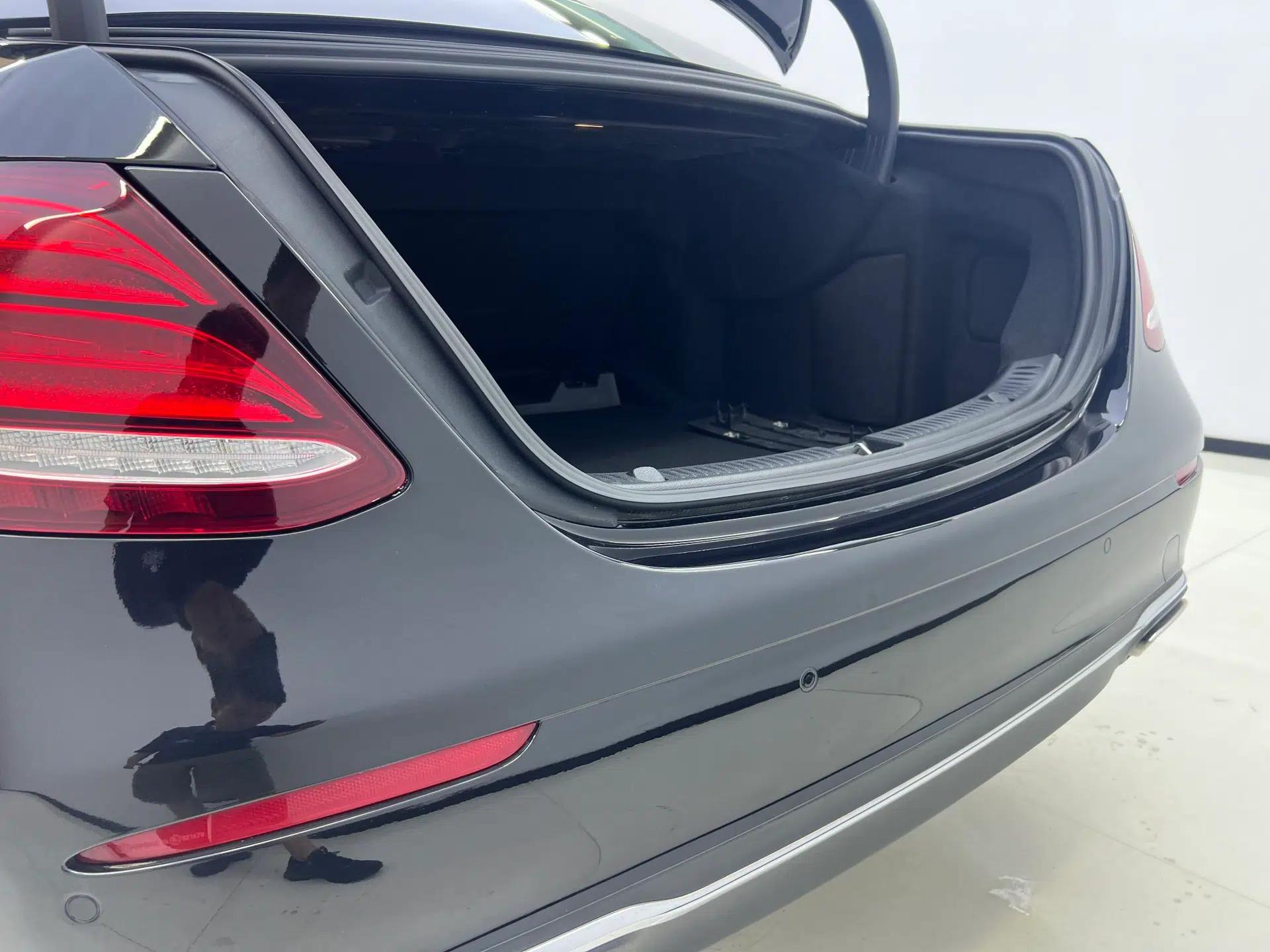 Mercedes-Benz E-Class 2020 Facelift E 300 L Stylish Edition — миниатюра 7