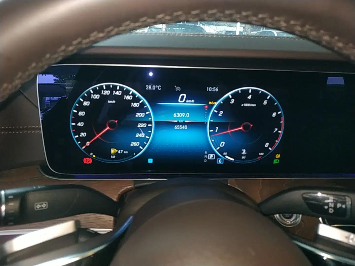 Mercedes-Benz E-Class 2023 E 300 L Luxury Model — миниатюра 14