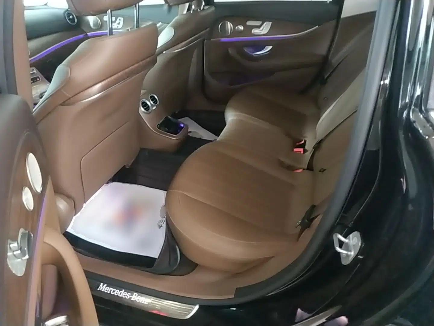 Mercedes-Benz E-Class 2023 E 300 L Luxury Model — миниатюра 20