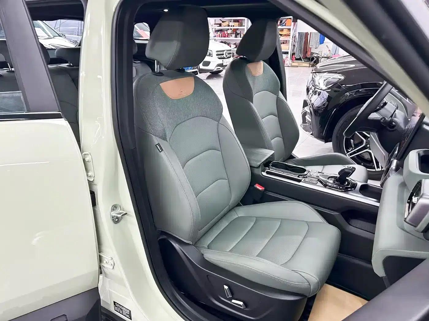 Geely Cowboy 2025 1.5TD Wild Edition — миниатюра 15