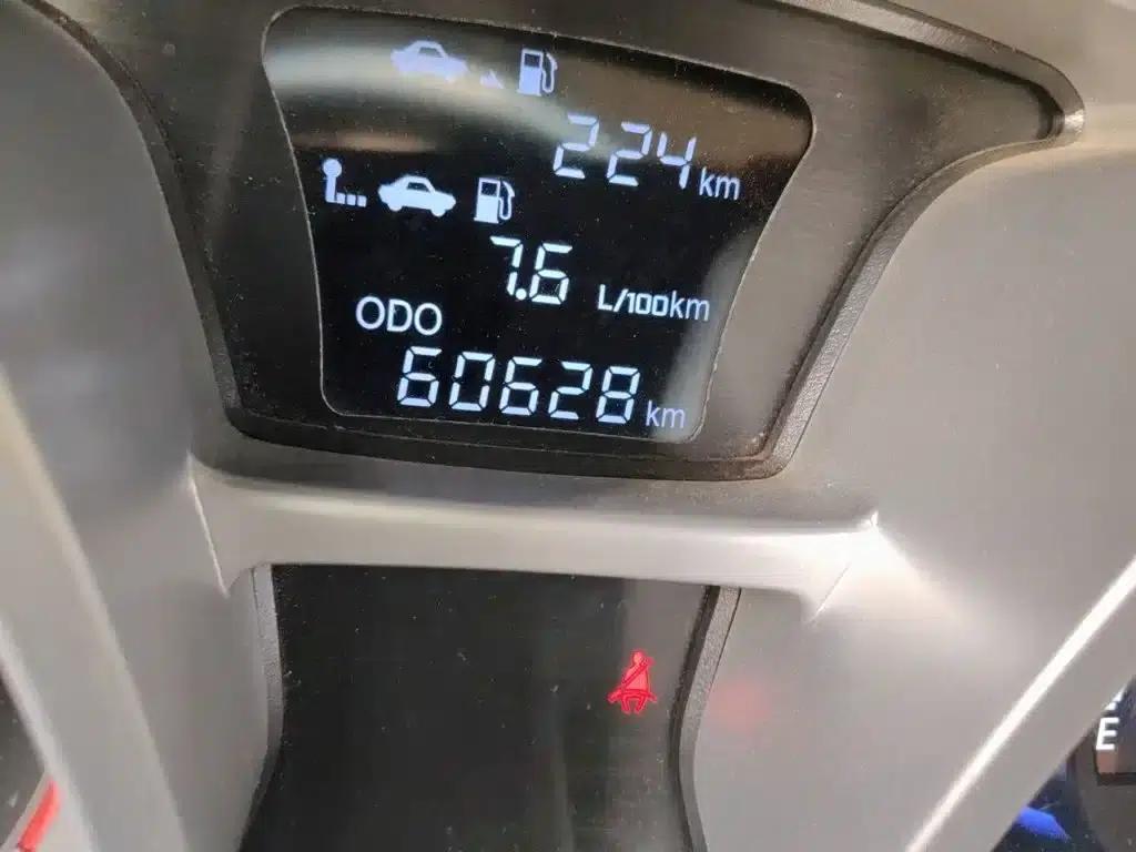 Refine S3 2016 1.5L Manual Deluxe Smart Edition — миниатюра 9