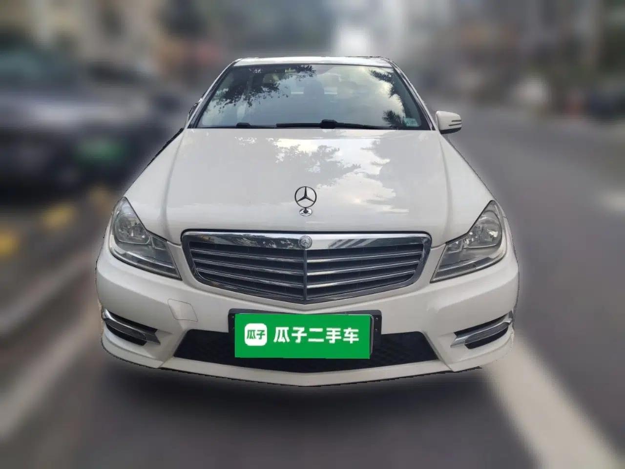 Mercedes-Benz C-Class 2013 C 180 Classic Grand Edition — миниатюра 2