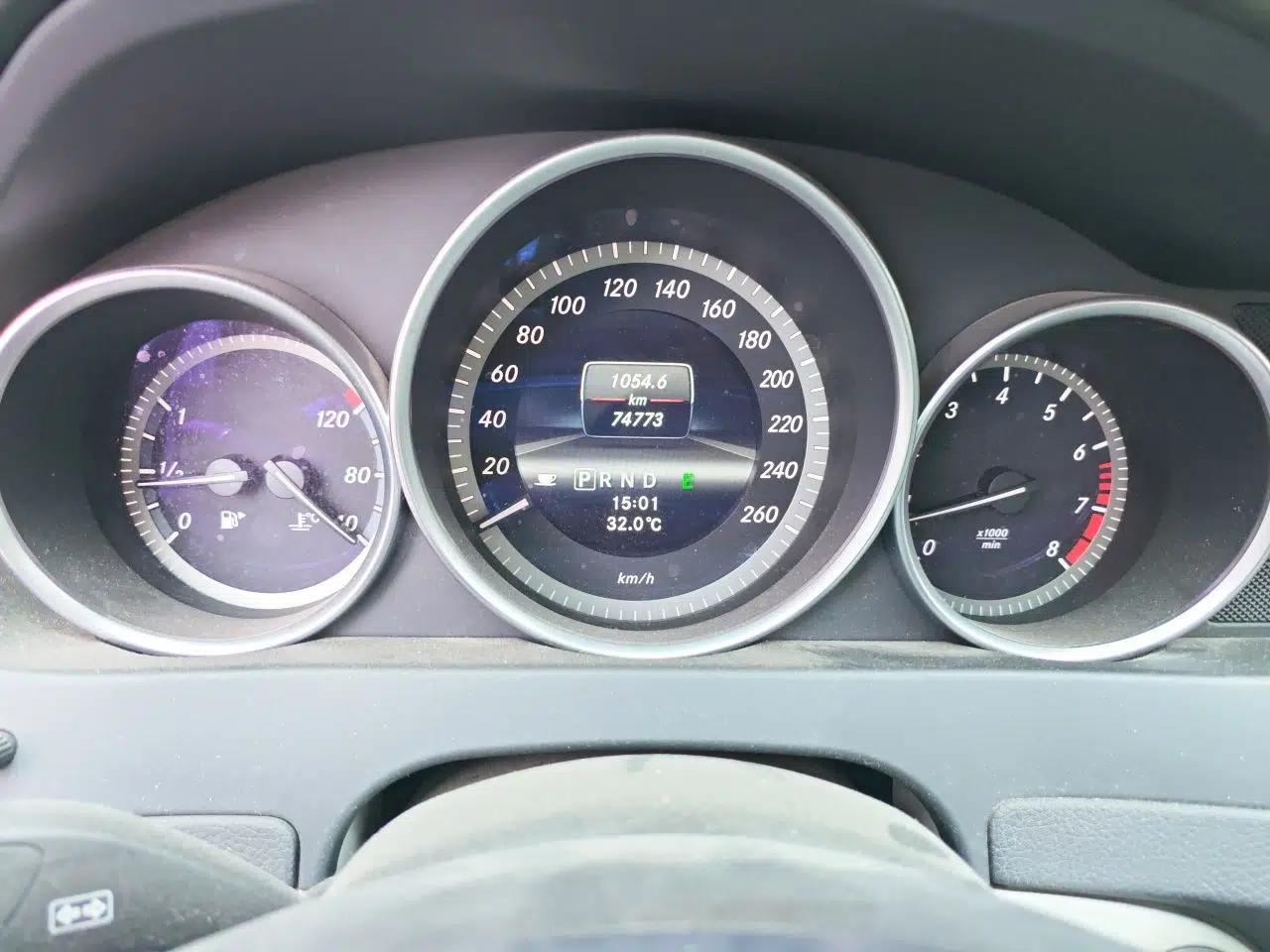 Mercedes-Benz C-Class 2013 C 180 CGI Classic — миниатюра 11