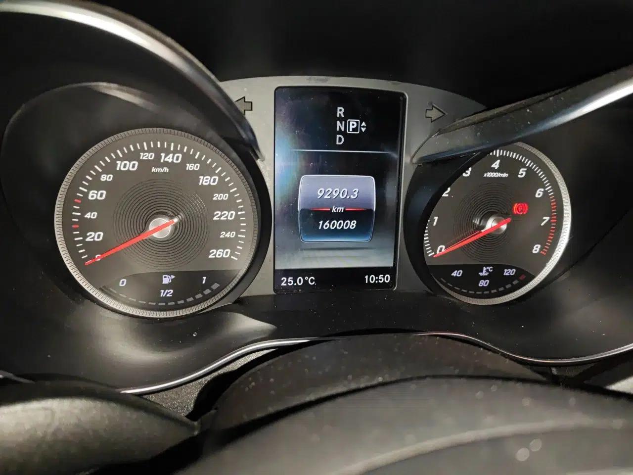 Mercedes-Benz C-Class 2015 C 200 L Sport Edition — миниатюра 12