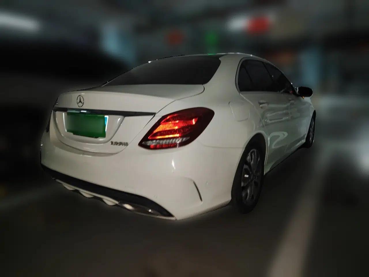 Mercedes-Benz C-Class 2015 C 200 L Sport Edition — миниатюра 6