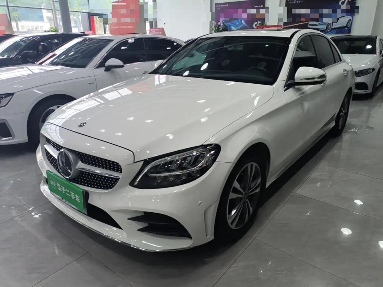 Mercedes-Benz C-Class 2019 C 180 L Fashion Edition Sport Version — миниатюра 1