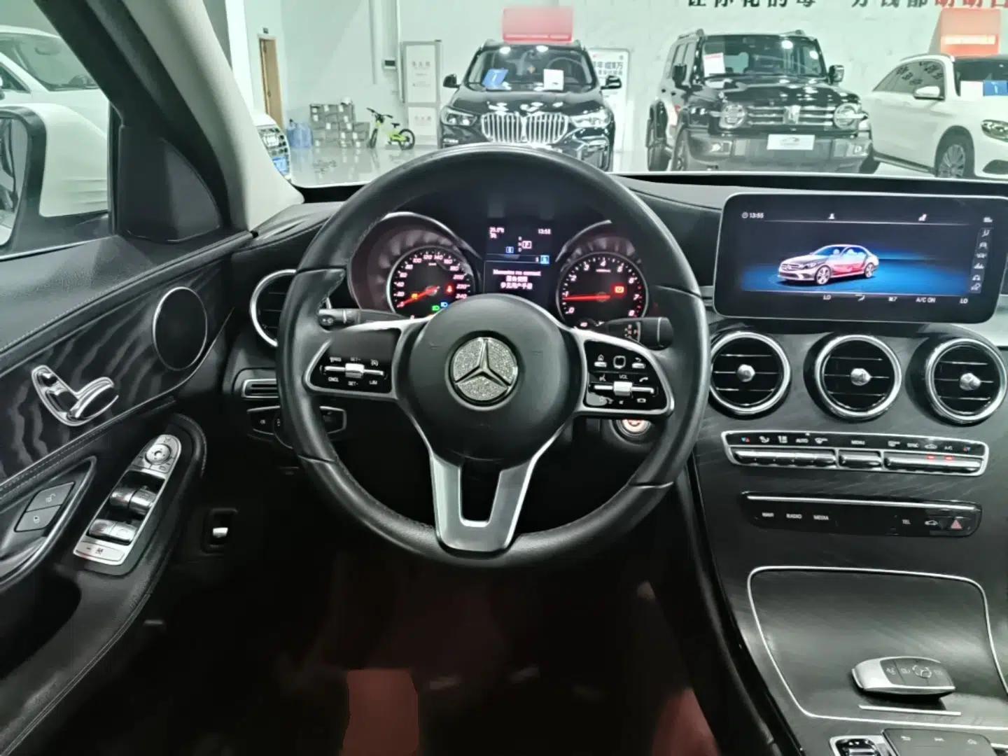 Mercedes-Benz C-Class 2019 C 180 L Fashion Edition Sport Version — миниатюра 13