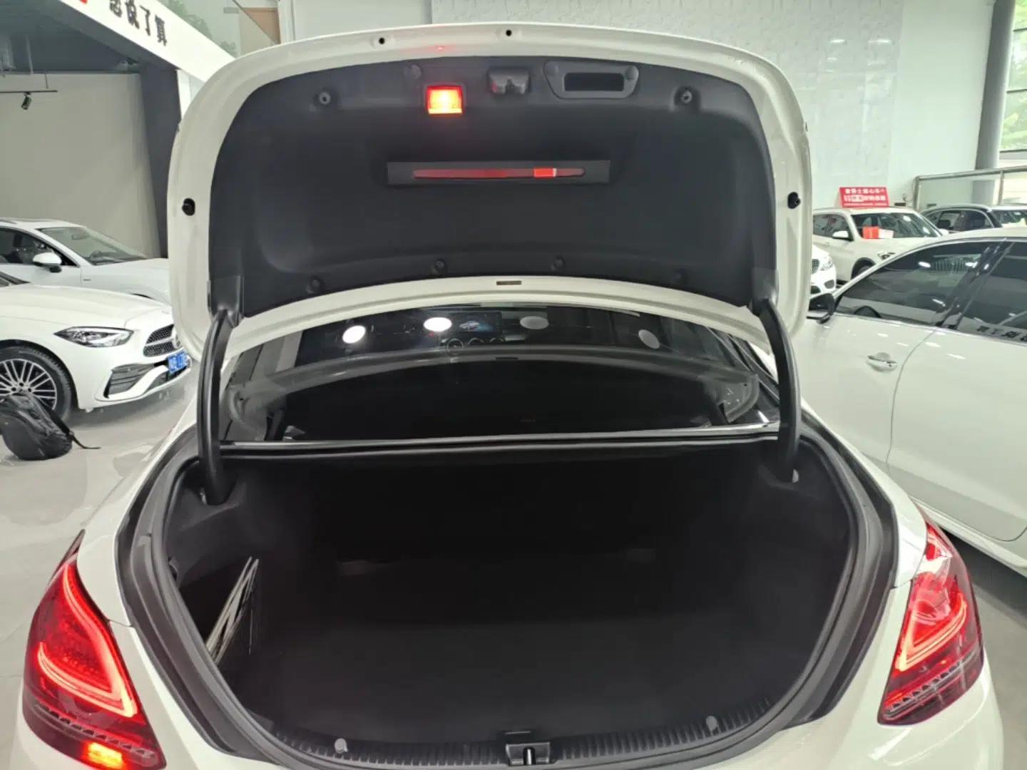 Mercedes-Benz C-Class 2019 C 180 L Fashion Edition Sport Version — миниатюра 22