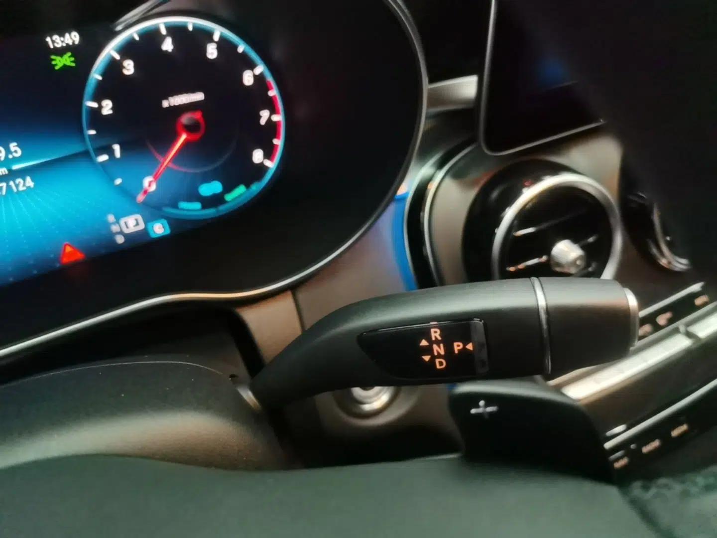 Mercedes-Benz C-Class 2019 Restyled C 260 L Sport Edition — миниатюра 16