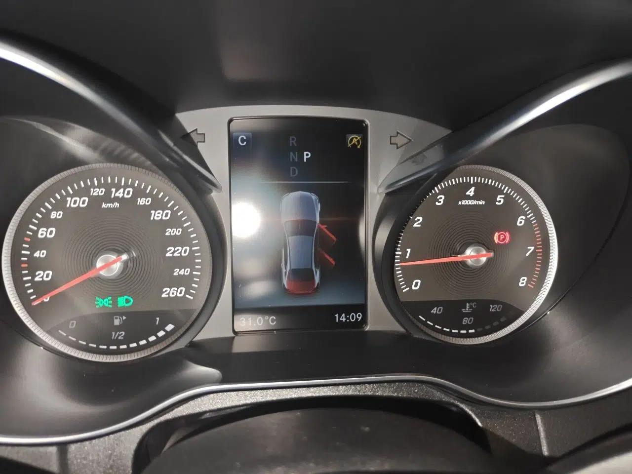 Mercedes-Benz C-Class 2018 C 200 L Sport Edition — миниатюра 11