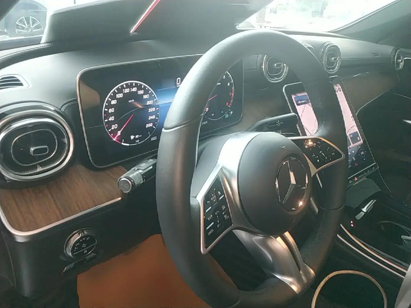 Mercedes-Benz C-Class 2023 C 260 L — миниатюра 12