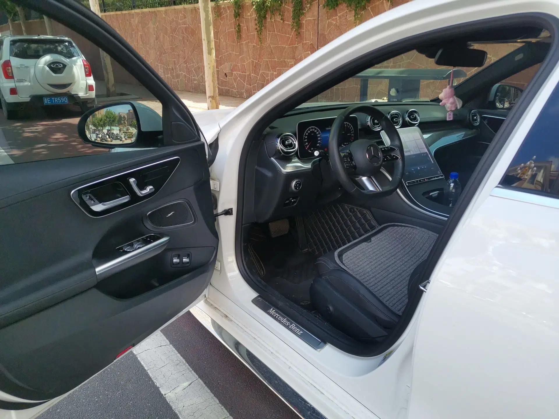 Mercedes-Benz C-Class New Energy 2023 Facelift C 350 eL — миниатюра 16