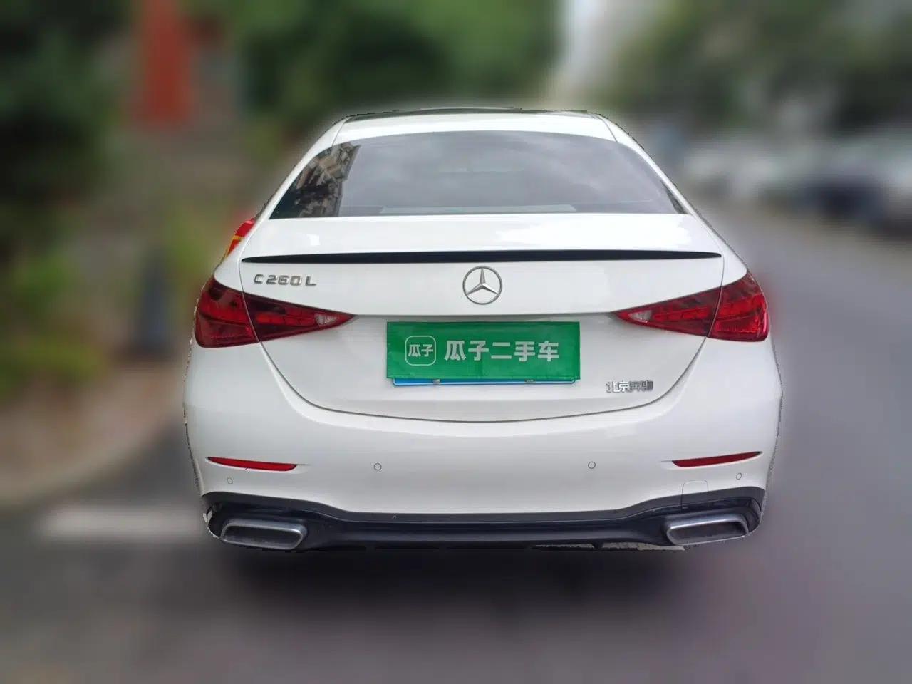 Mercedes-Benz C-Class 2024 Facelift C 260 L Night Edition Sport Version — миниатюра 5