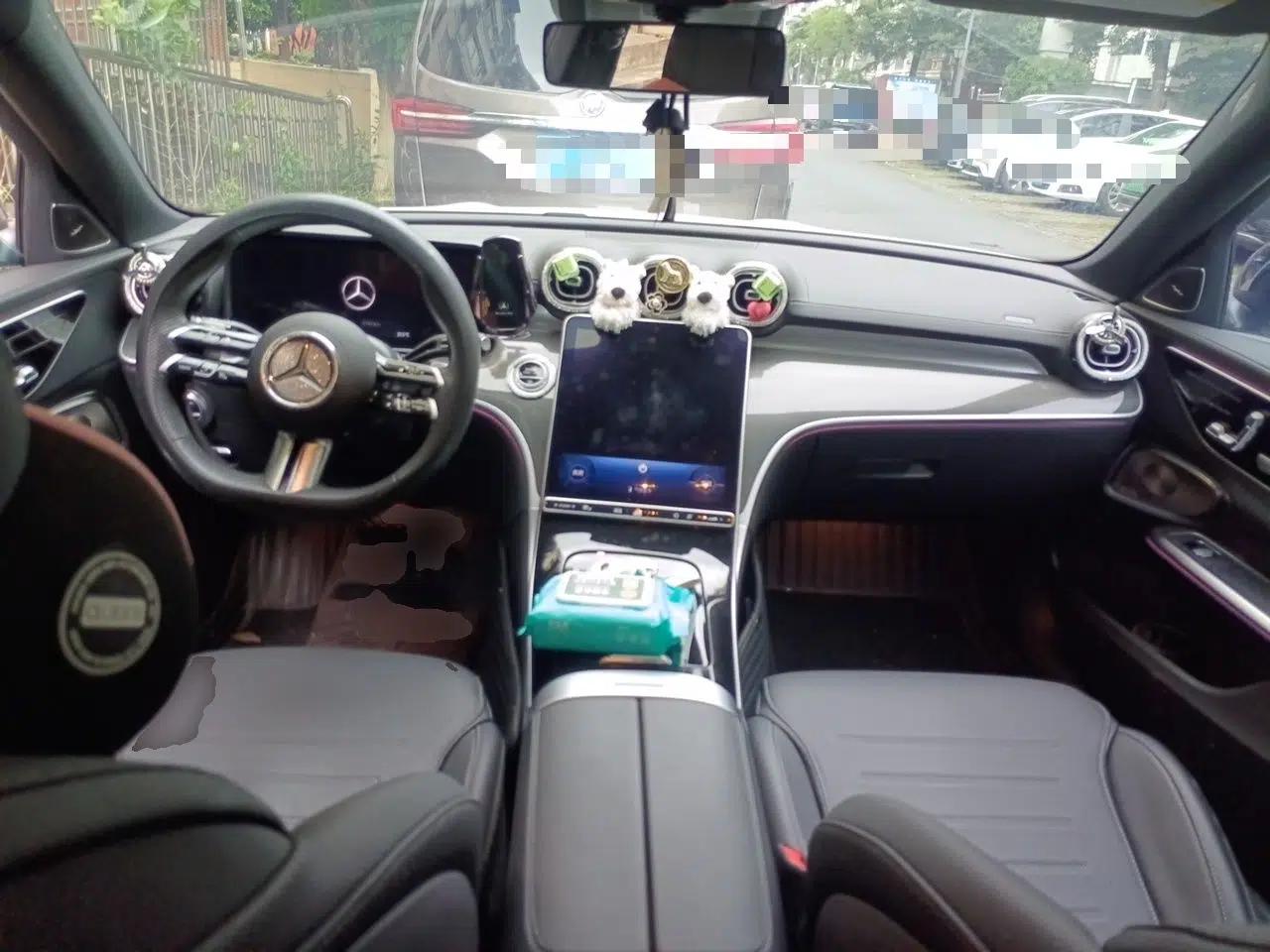 Mercedes-Benz C-Class 2024 Facelift C 260 L Night Edition Sport Version — миниатюра 9