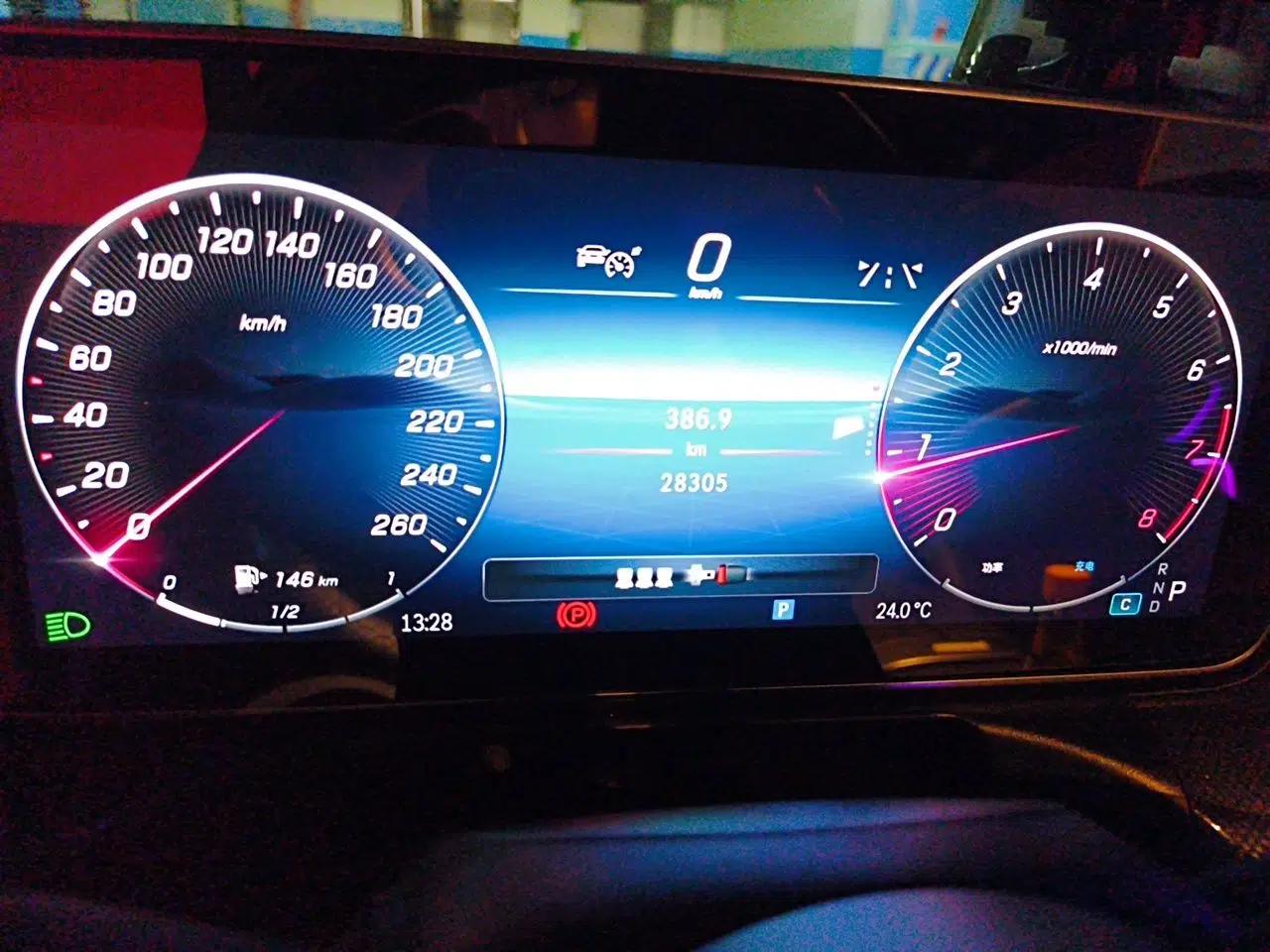 Mercedes-Benz C-Class 2024 Restyled C-Class 260 L Sport Edition — миниатюра 12