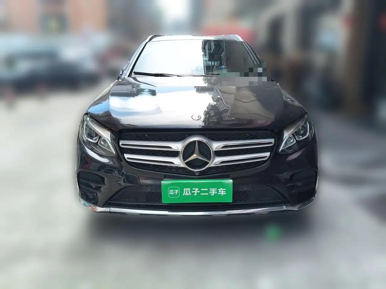 Mercedes-Benz GLC 2017 GLC 260 4MATIC Luxury Model — миниатюра 2