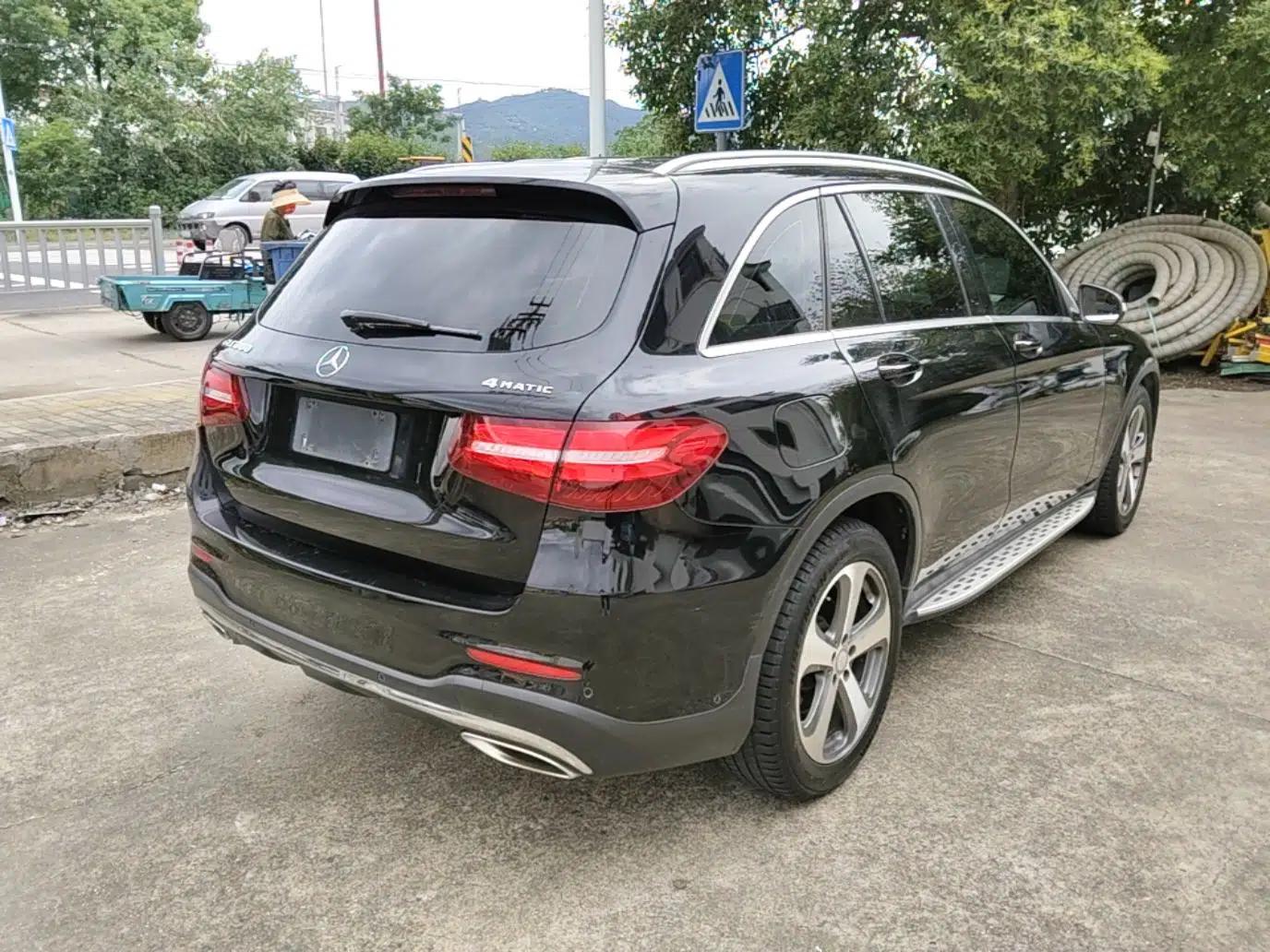 Mercedes-Benz GLC 2017 GLC 300 4MATIC Sport Edition — миниатюра 6