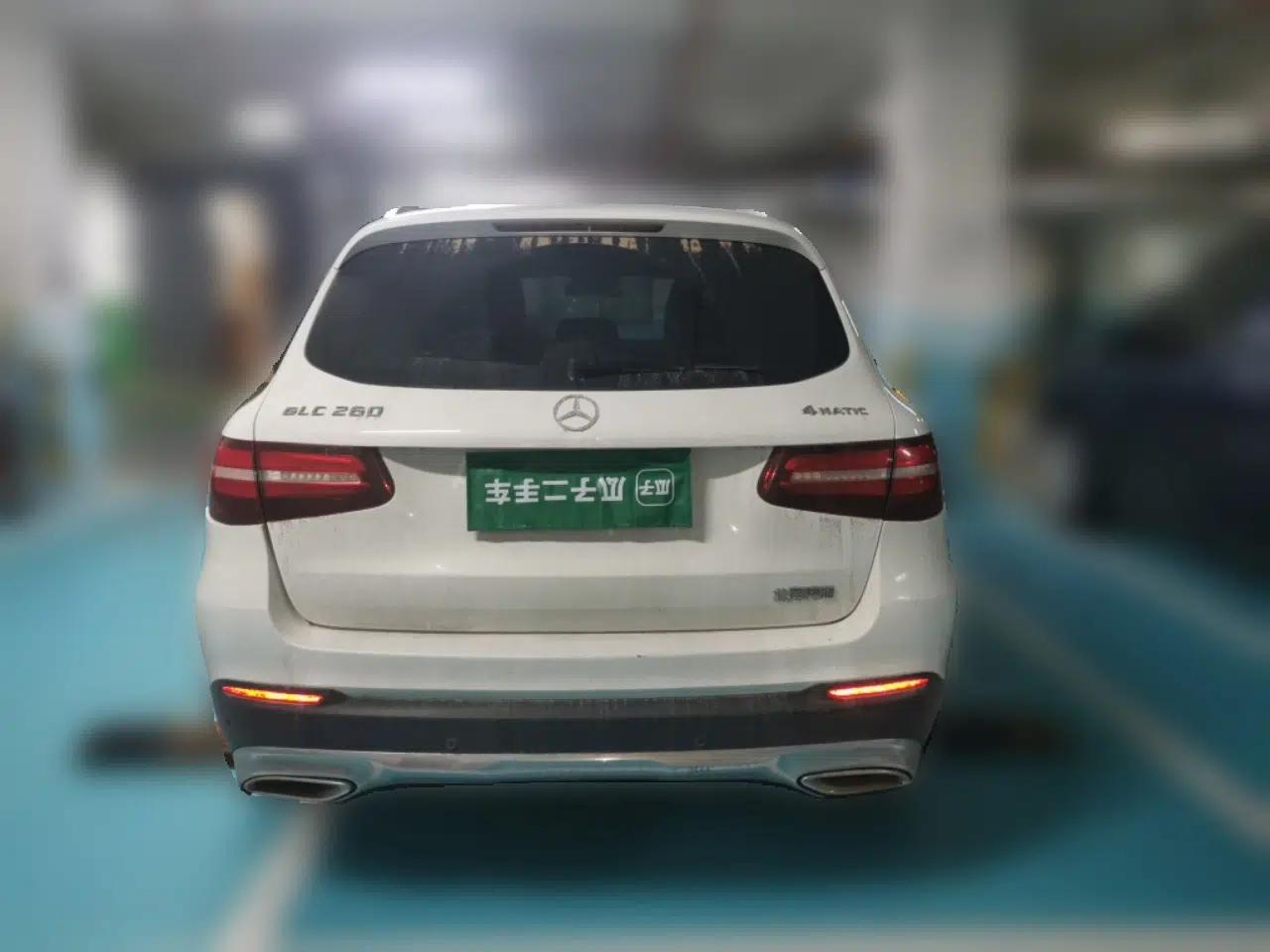 Mercedes-Benz GLC 2016 GLC 260 4MATIC Luxury Model — миниатюра 5