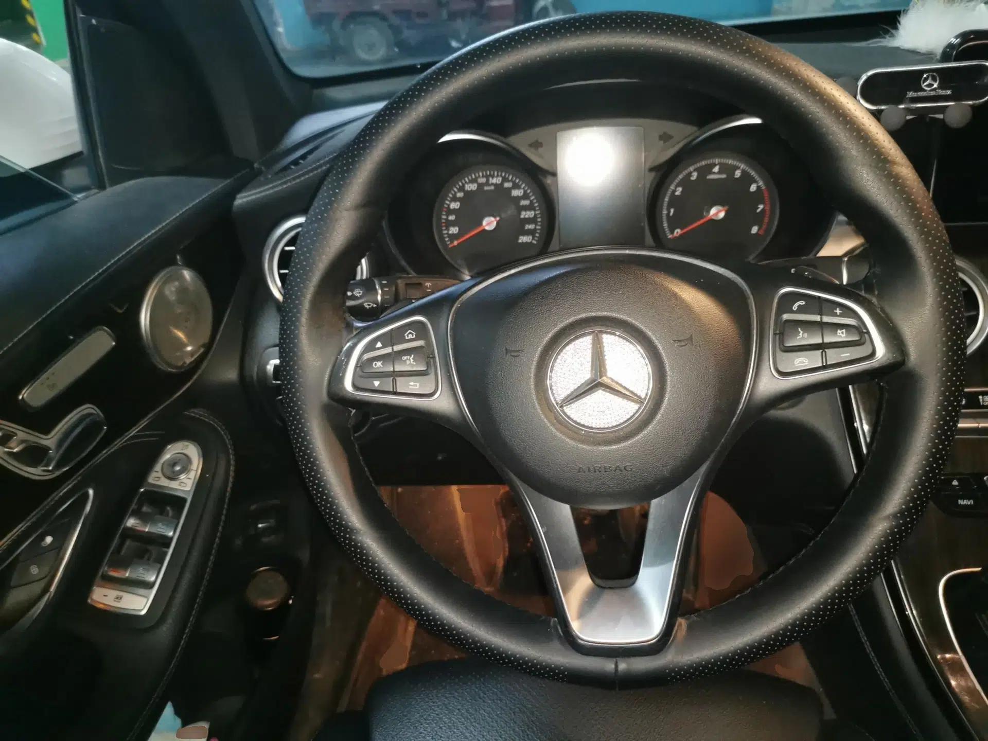 Mercedes-Benz GLC 2016 GLC 260 4MATIC Luxury Model — миниатюра 10