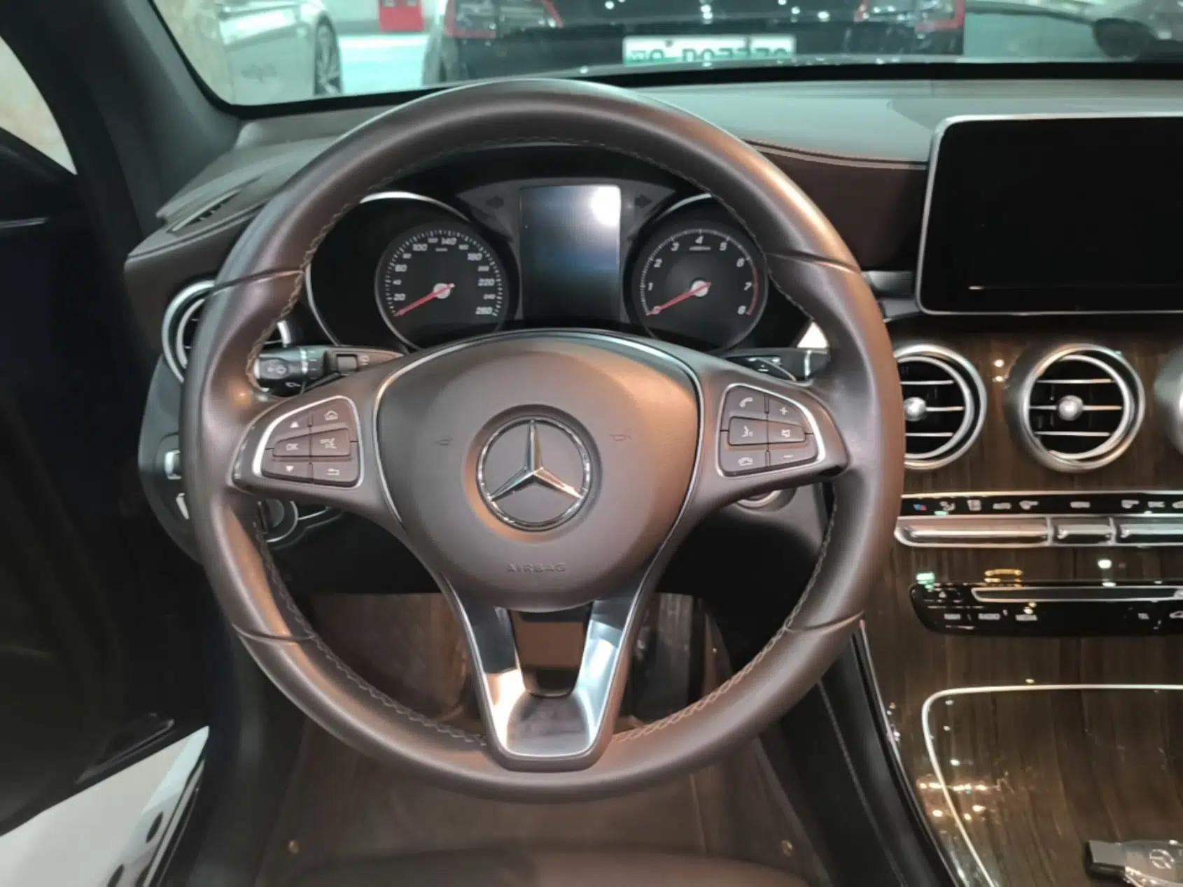Mercedes-Benz GLC 2019 GLC 260 L 4MATIC Dynamic Model — миниатюра 13