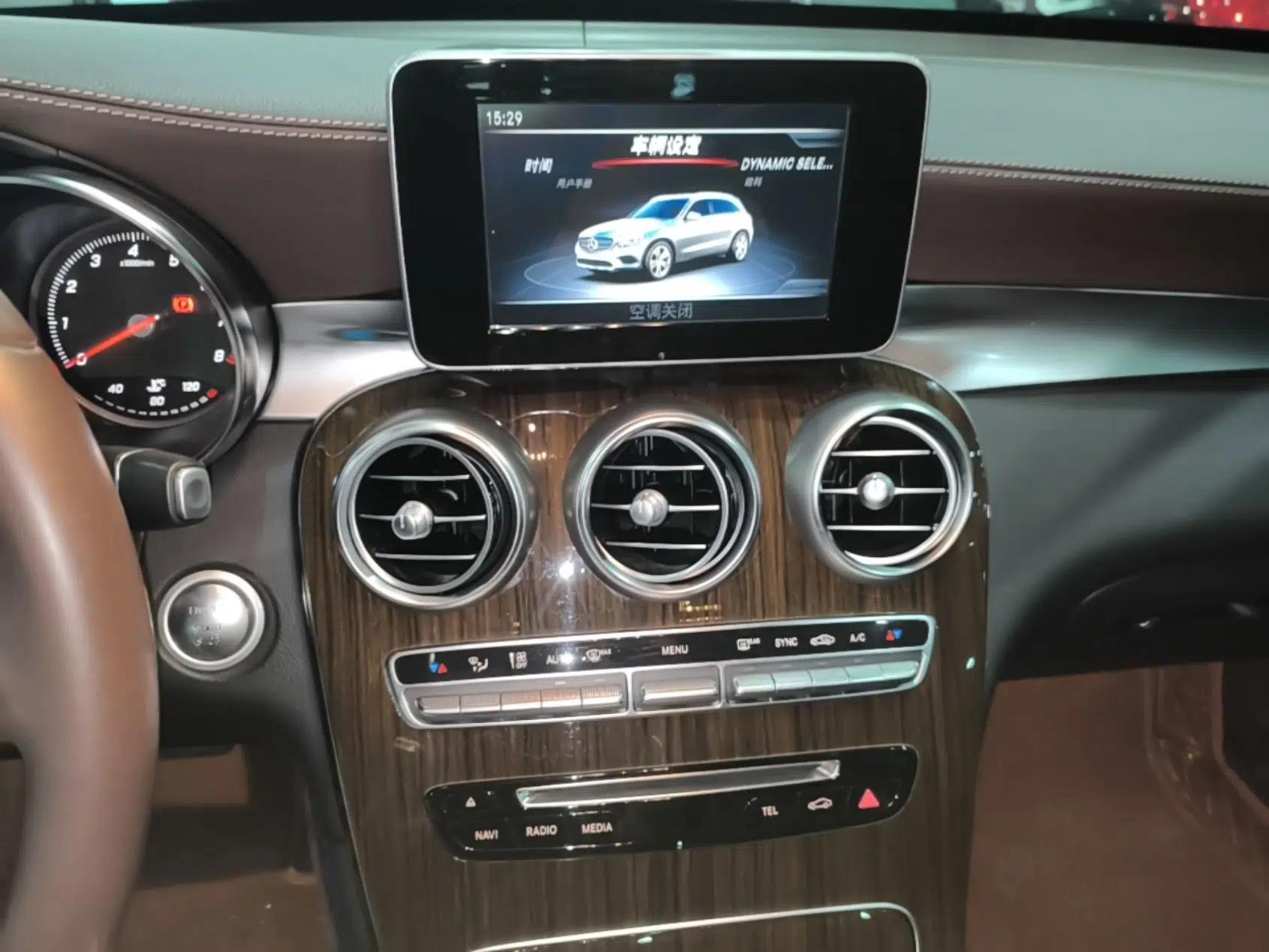 Mercedes-Benz GLC 2019 GLC 260 L 4MATIC Dynamic Model — миниатюра 15