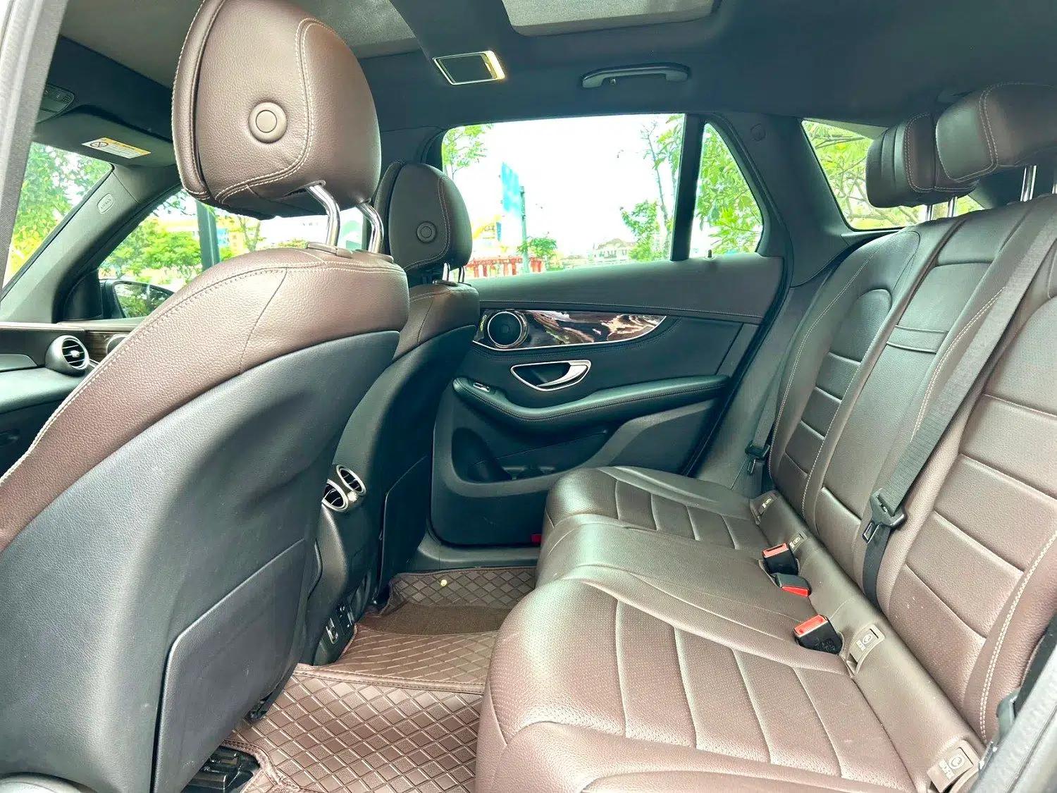 Mercedes-Benz GLC 2019 GLC 260 L 4MATIC Dynamic Model — миниатюра 20