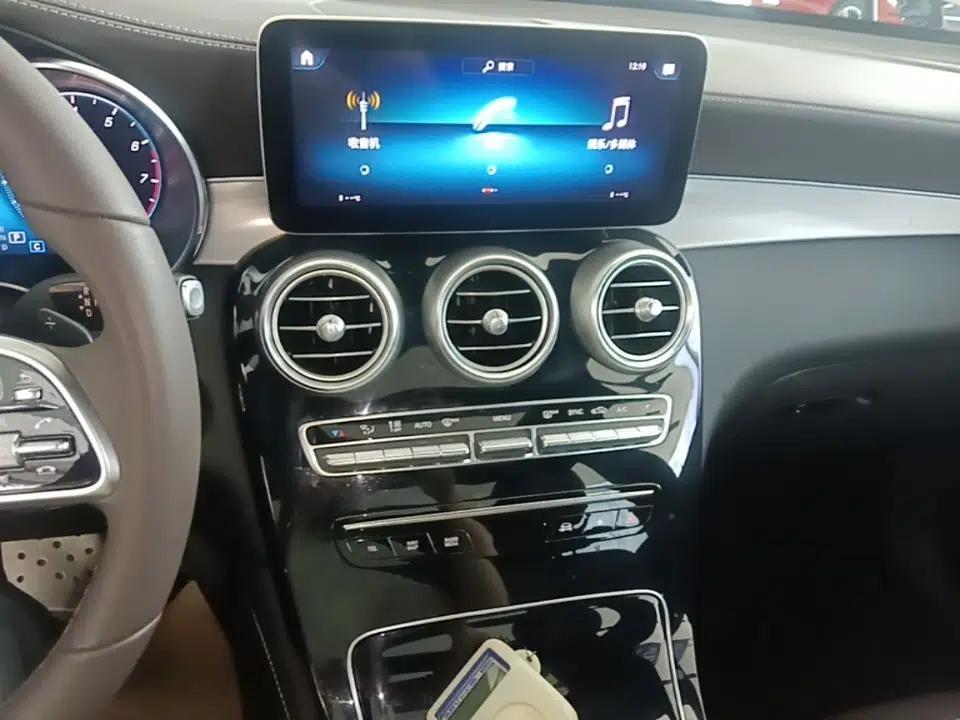 Mercedes-Benz GLC 2021 GLC 260 L 4MATIC Dynamic Edition — миниатюра 15