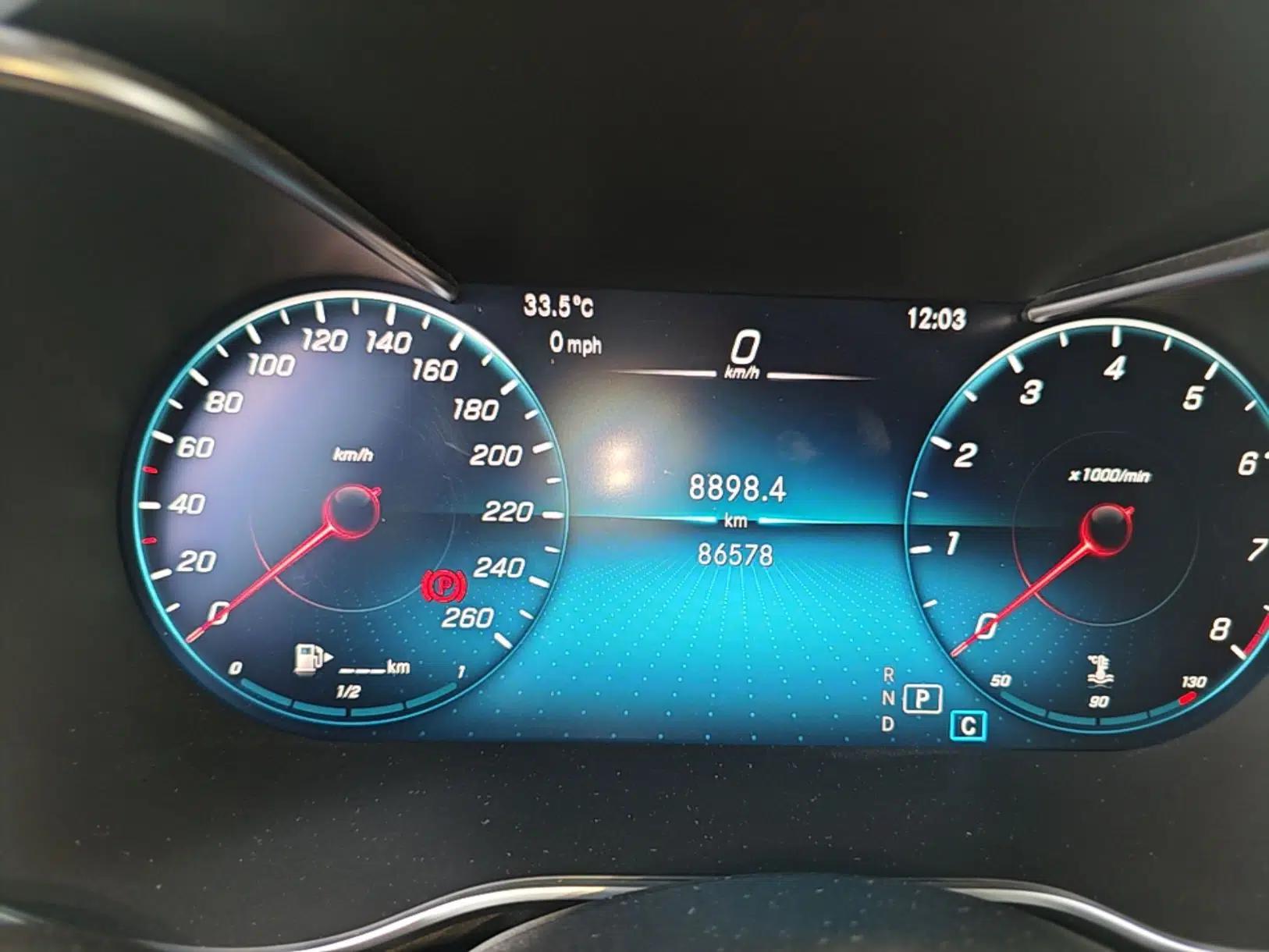 Mercedes-Benz GLC 2021 GLC 300 L 4MATIC Dynamic Model — миниатюра 28